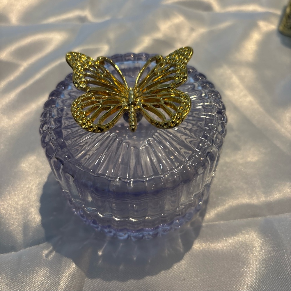 Elegant Gold Butterfly Accent on Lavender Glass Jar